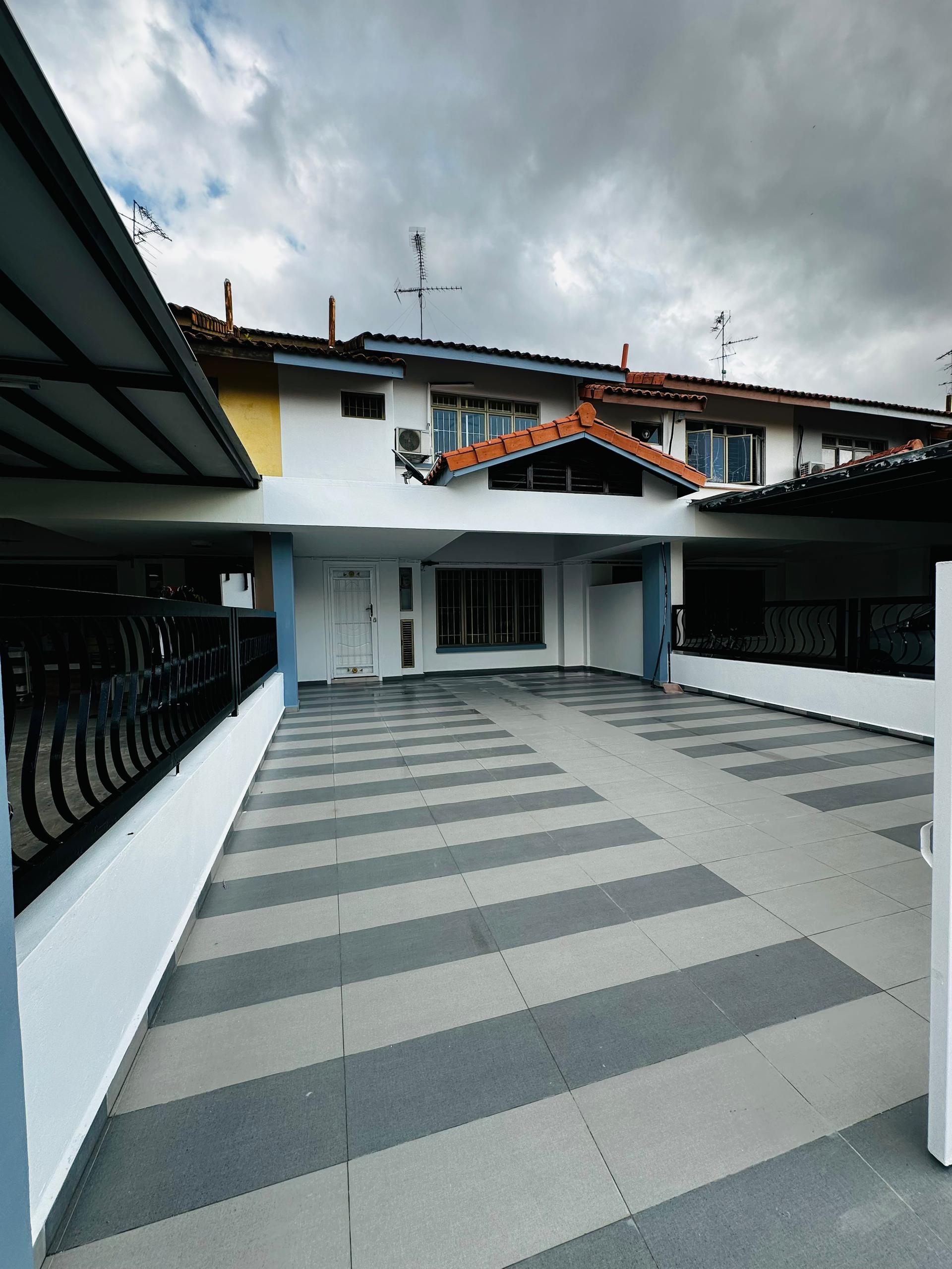 WhatsApp Image 2026-03-17 at 15.14.22.jpeg